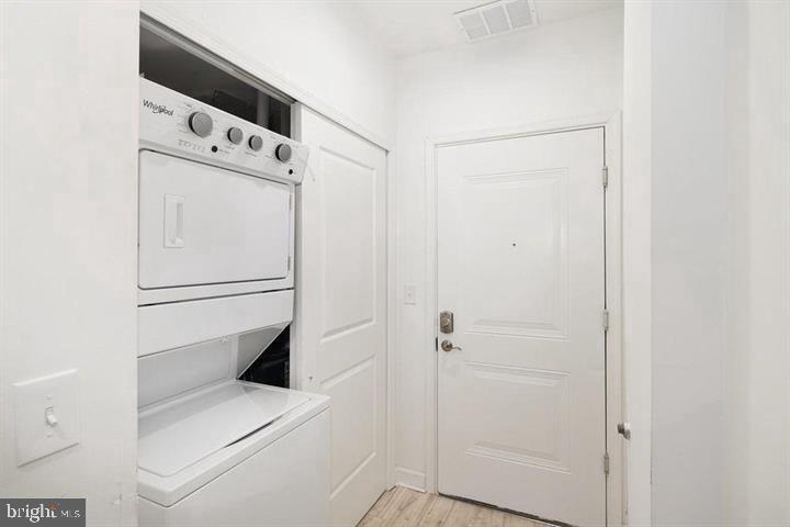 980 N MARSHALL STREET 1