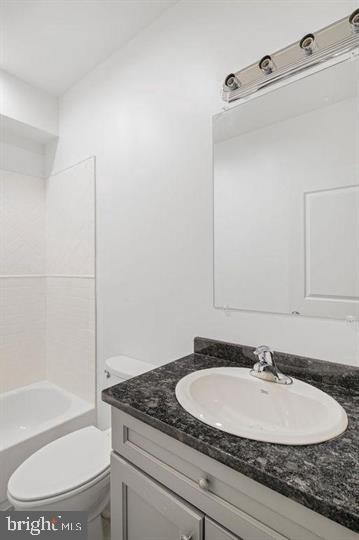 980 N MARSHALL STREET 1