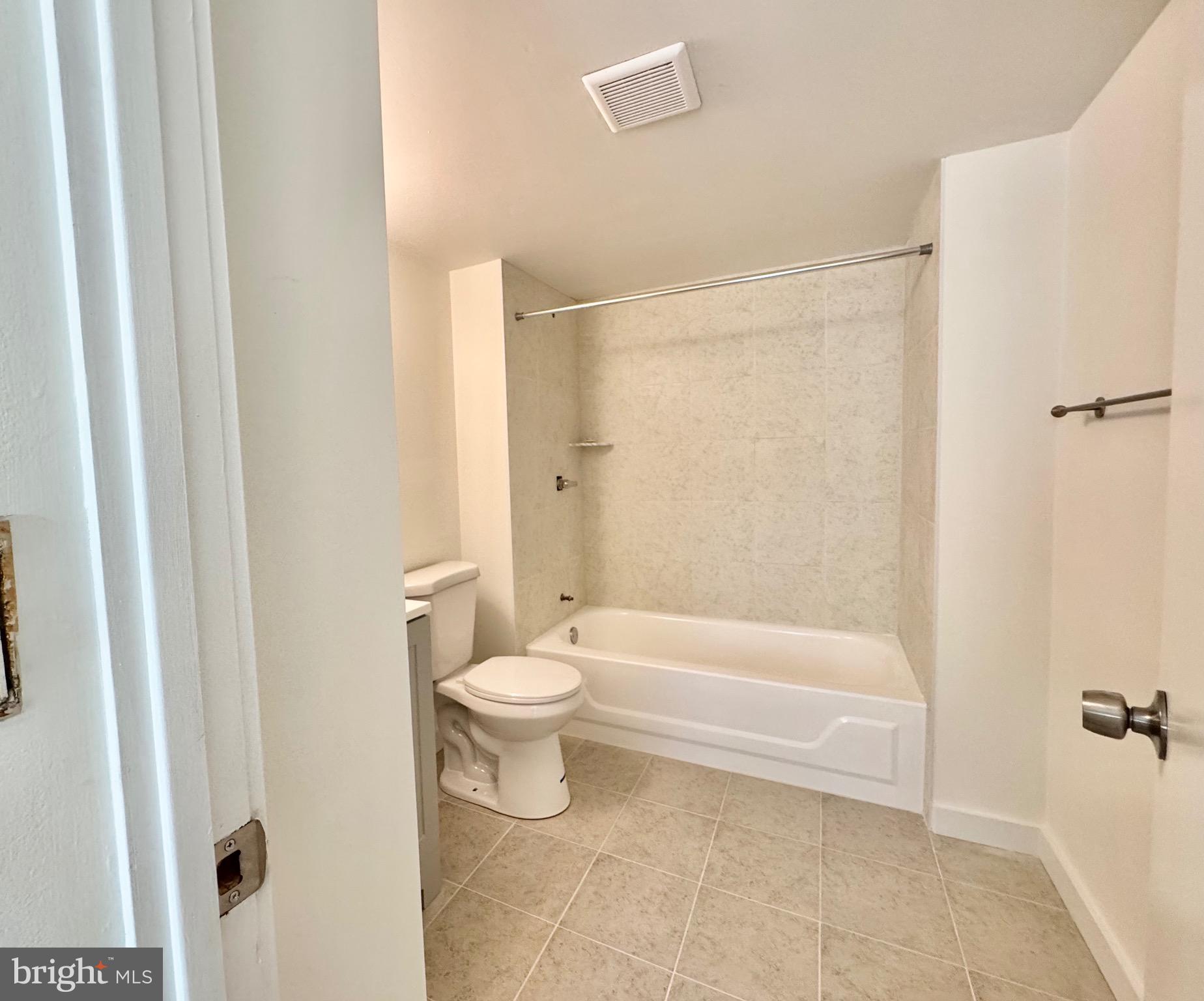 2148 GREEN STREET UNIT 2