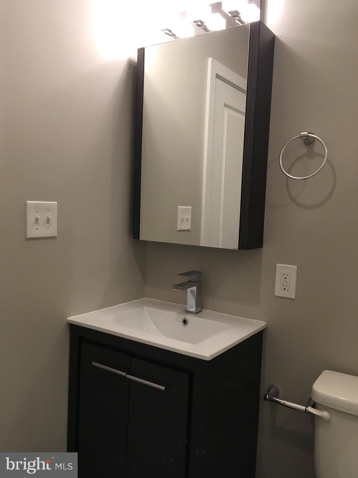 2341 W THOMPSON STREET C