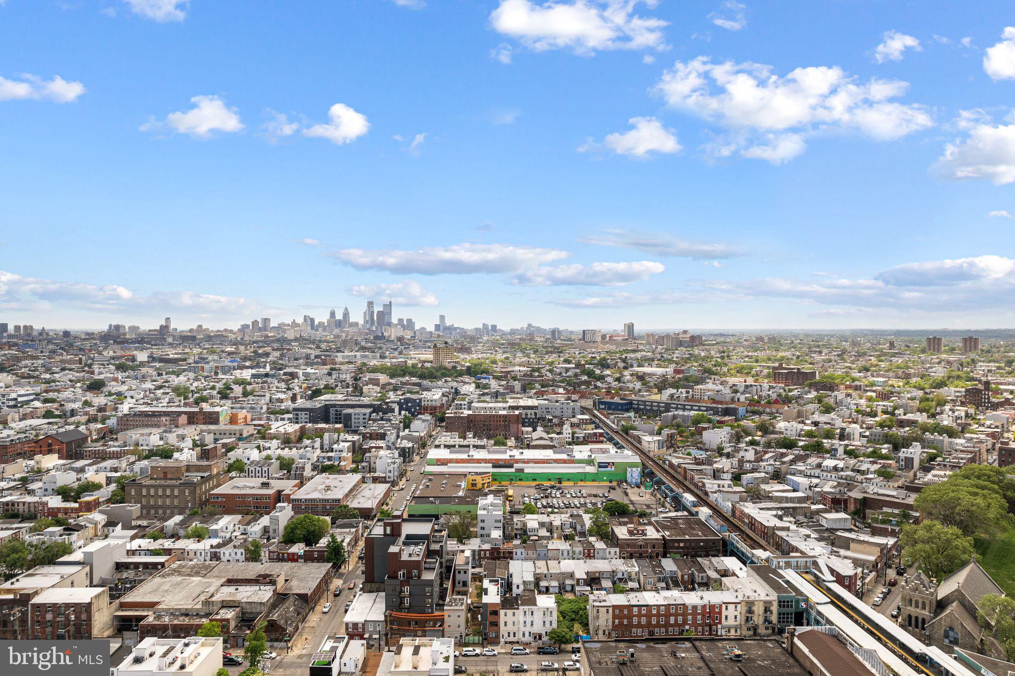 1832 E HUNTINGDON STREET 1