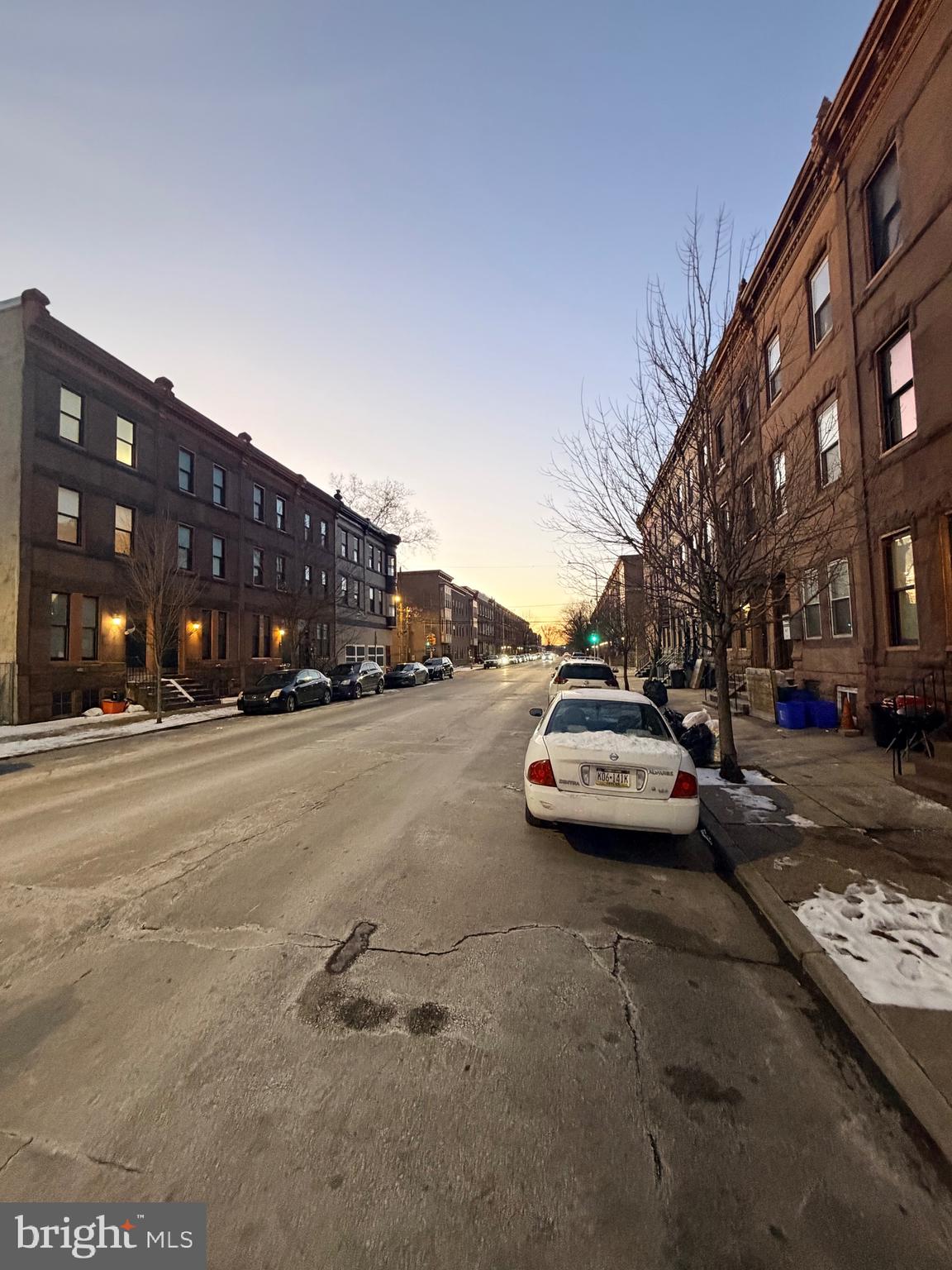 3021 W DIAMOND STREET