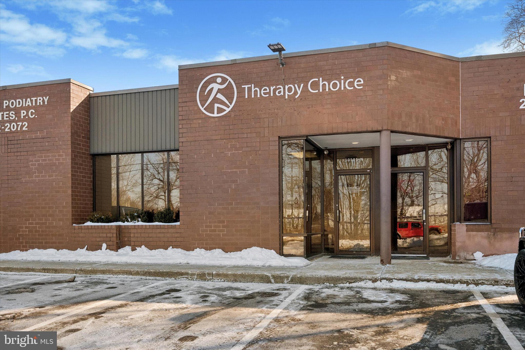 10501 ACADEMY ROAD N