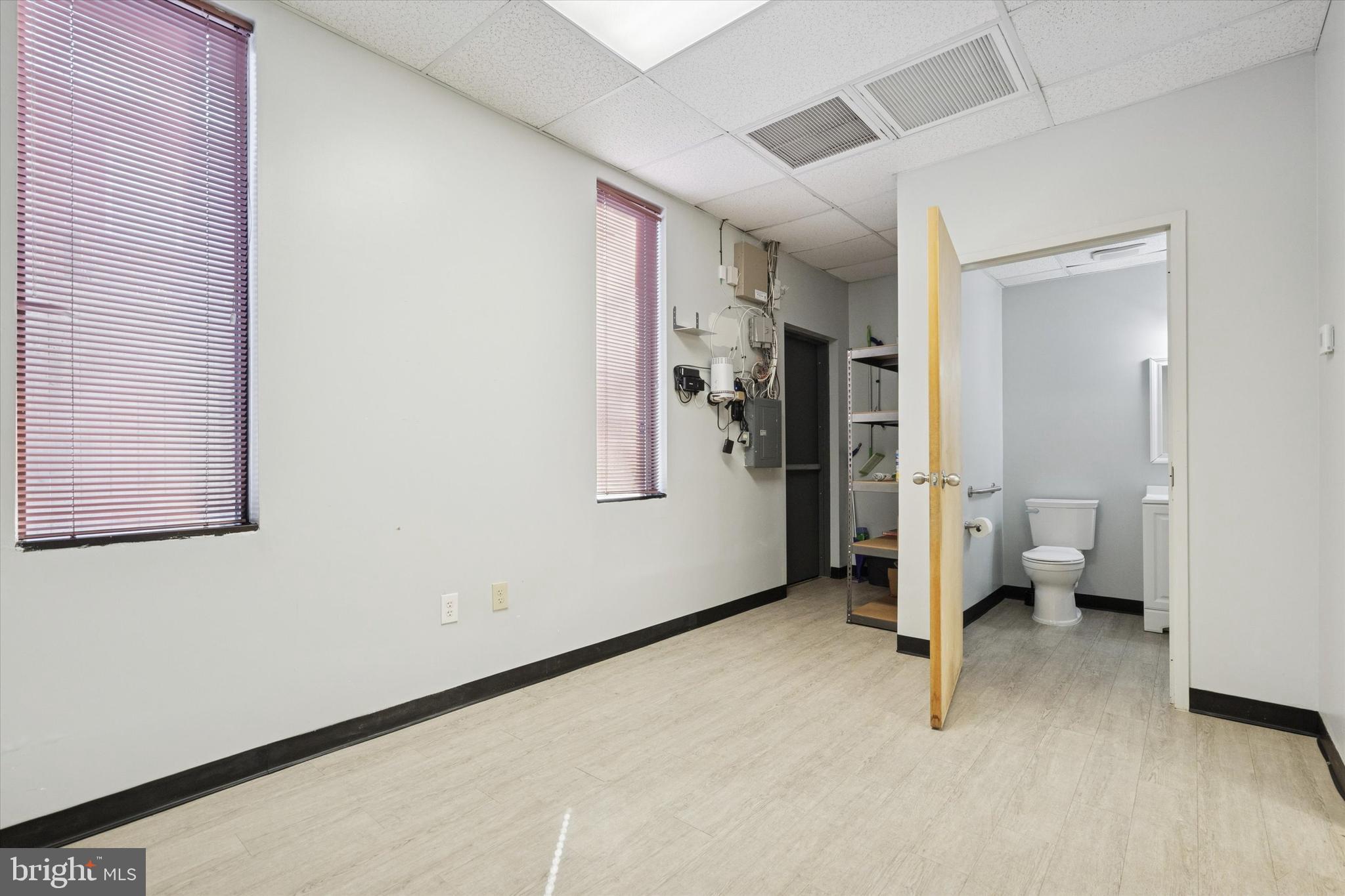 10501 ACADEMY ROAD N