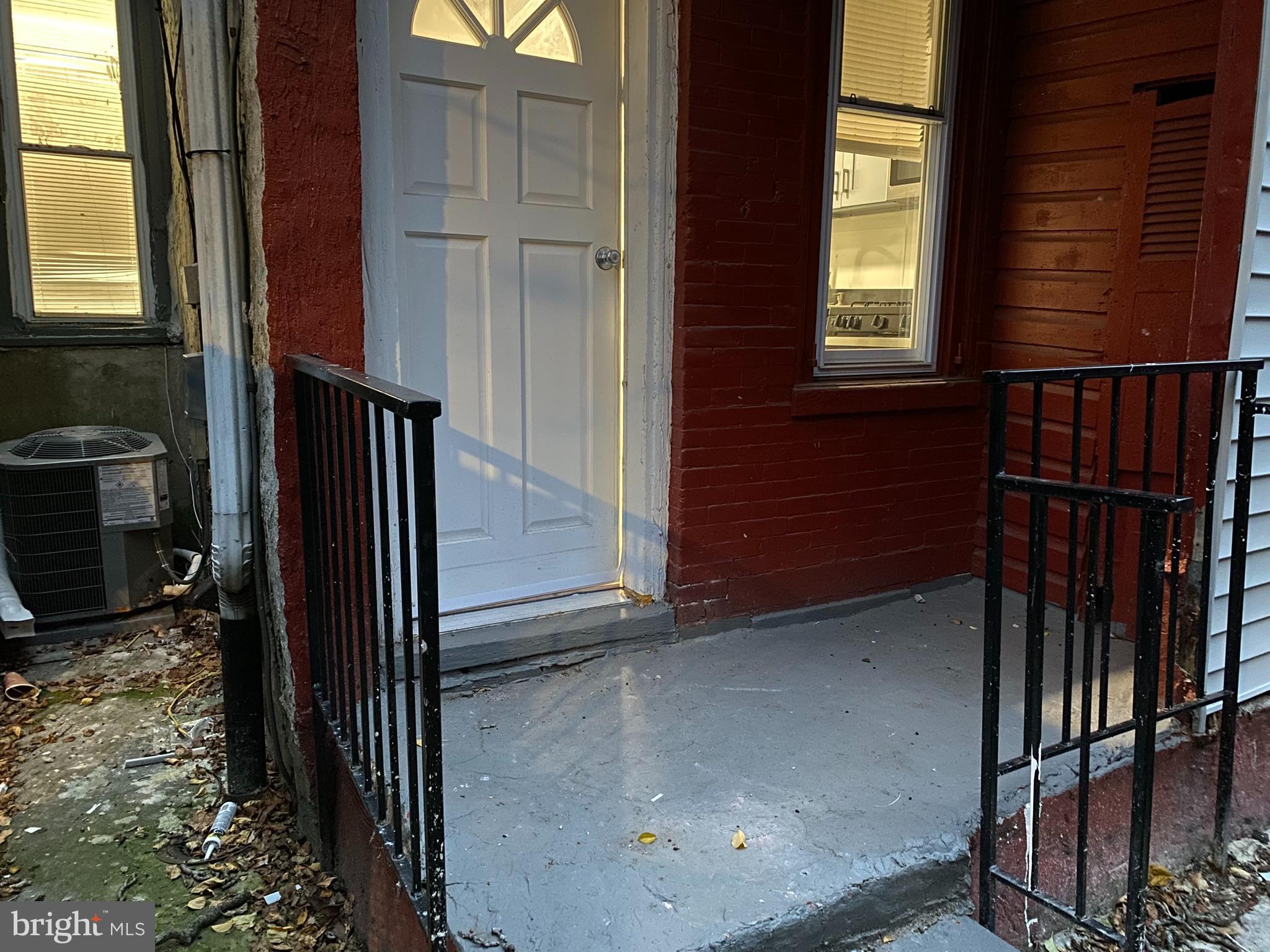 1919 N PATTON STREET