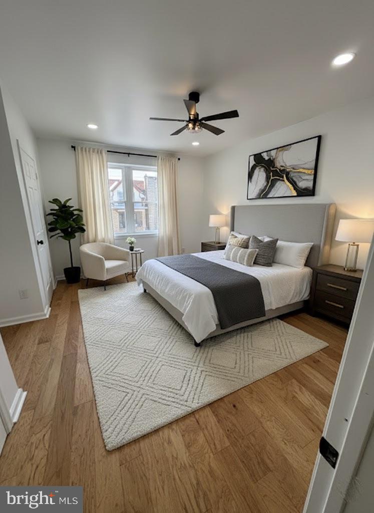 6627 N SMEDLEY STREET