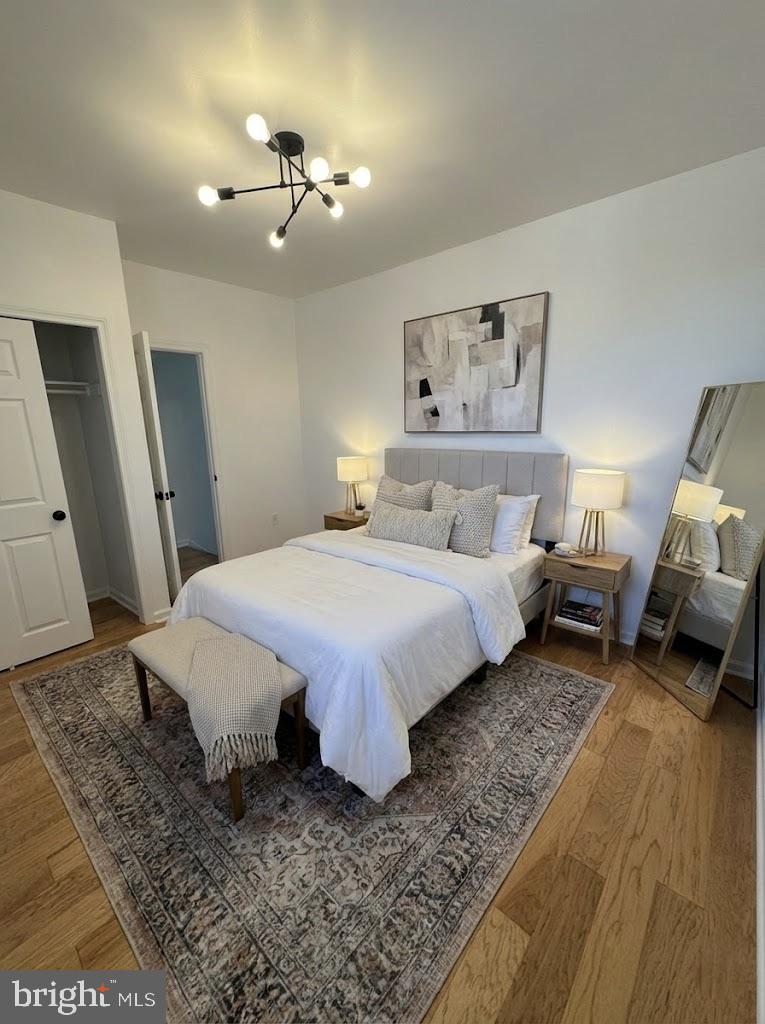 6627 N SMEDLEY STREET