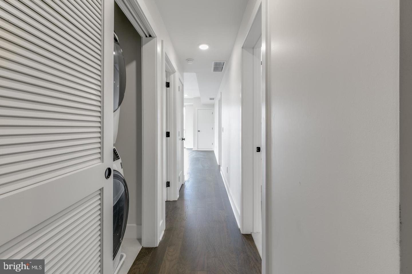 1868 FRANKFORD AVENUE 304