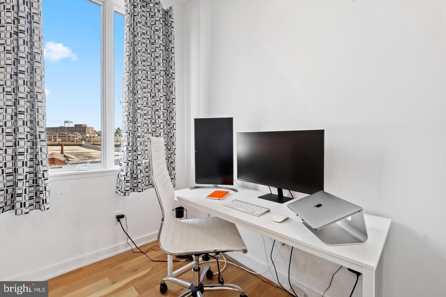 1617 N HOPE STREET 27 2D