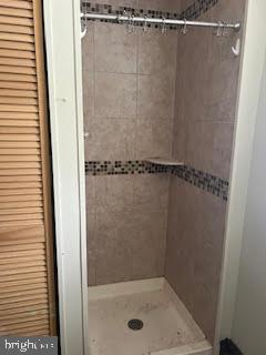 2942 RICHMOND STREET