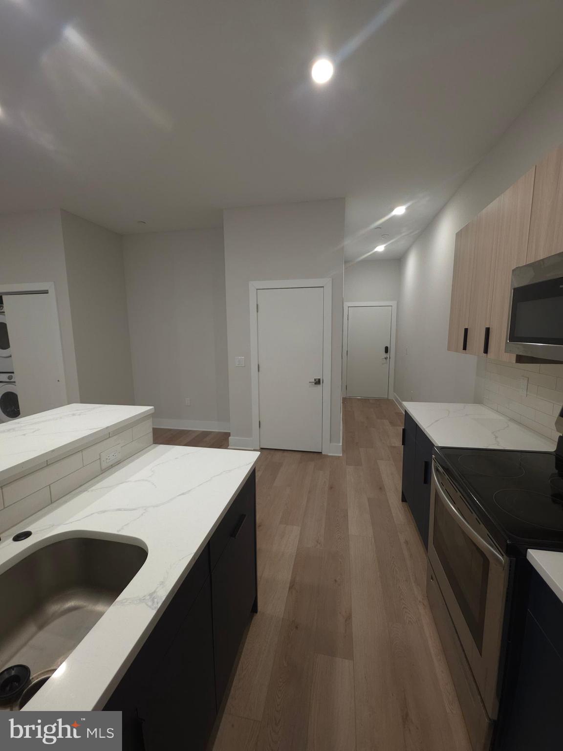 3503 MIDVALE AVENUE 101