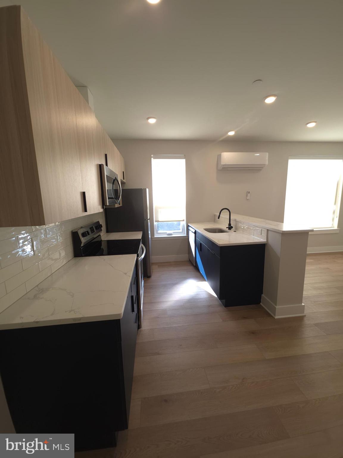 3503 MIDVALE AVENUE 500