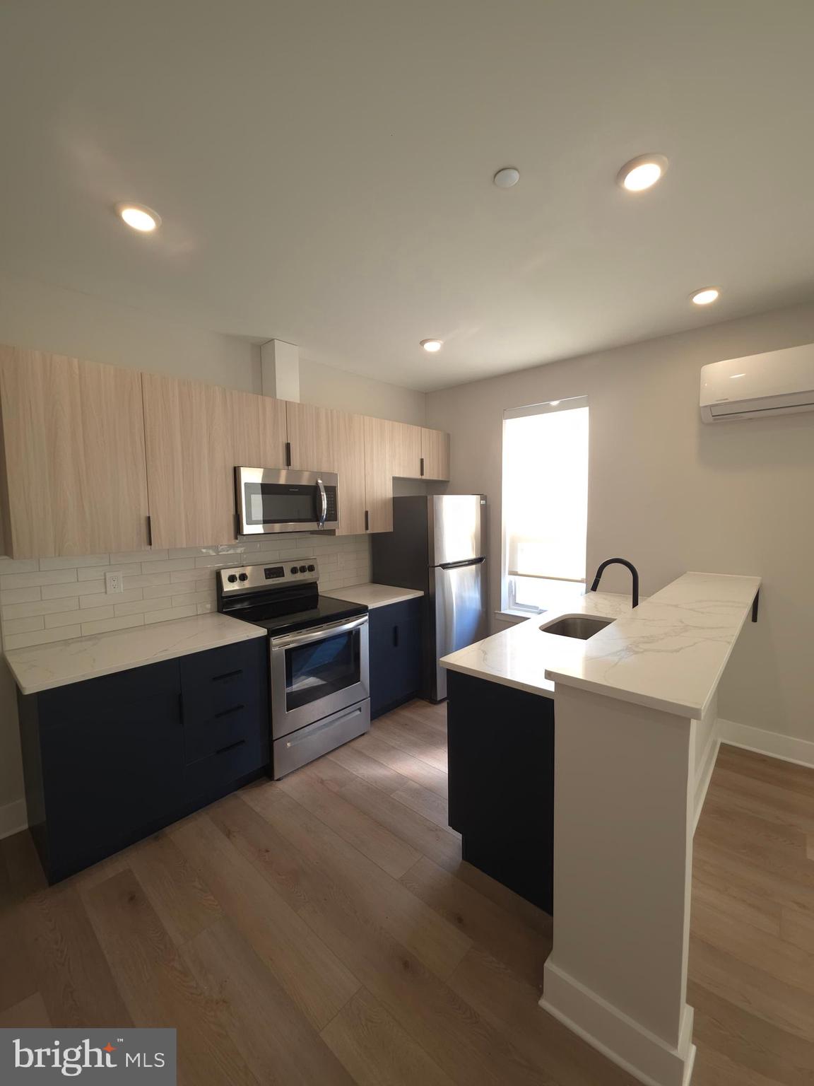 3503 MIDVALE AVENUE 500