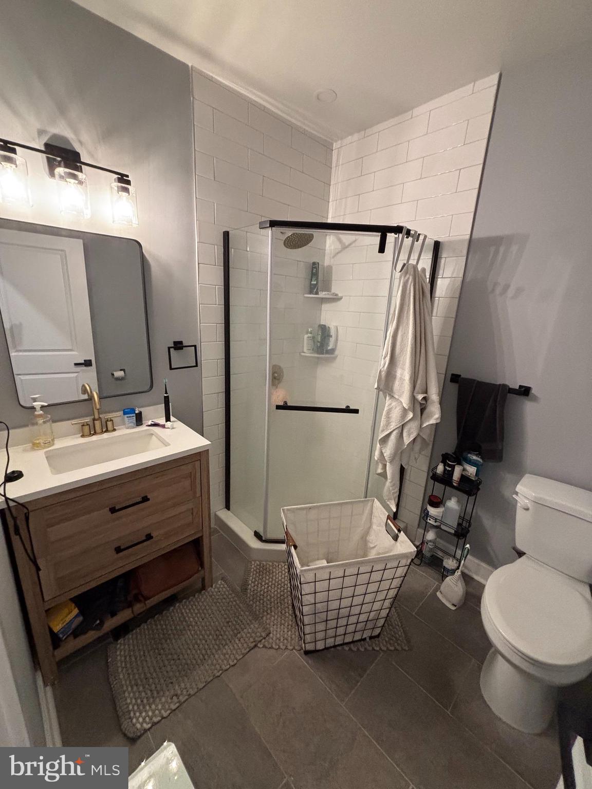 1921 S CROSKEY STREET