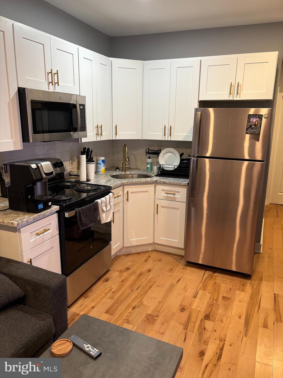 1921 S CROSKEY STREET