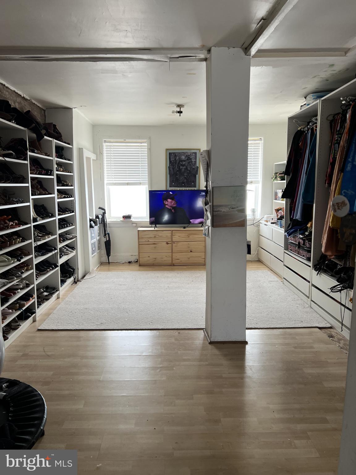 1704 N LAMBERT STREET