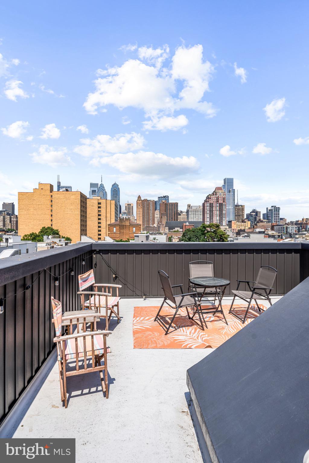 1513 CHRISTIAN STREET 4