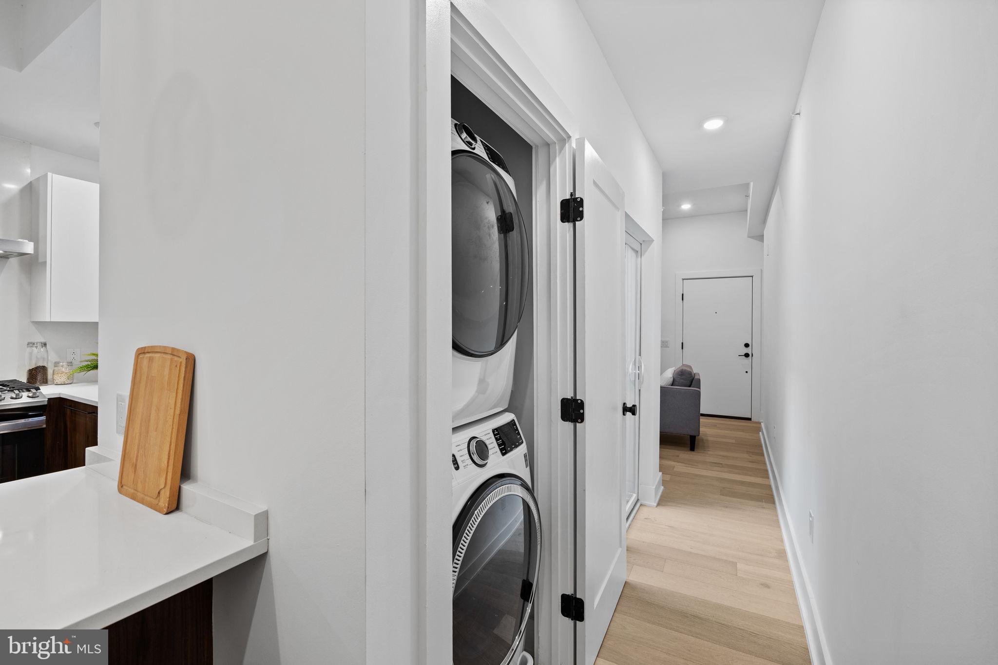 1513 CHRISTIAN STREET 4