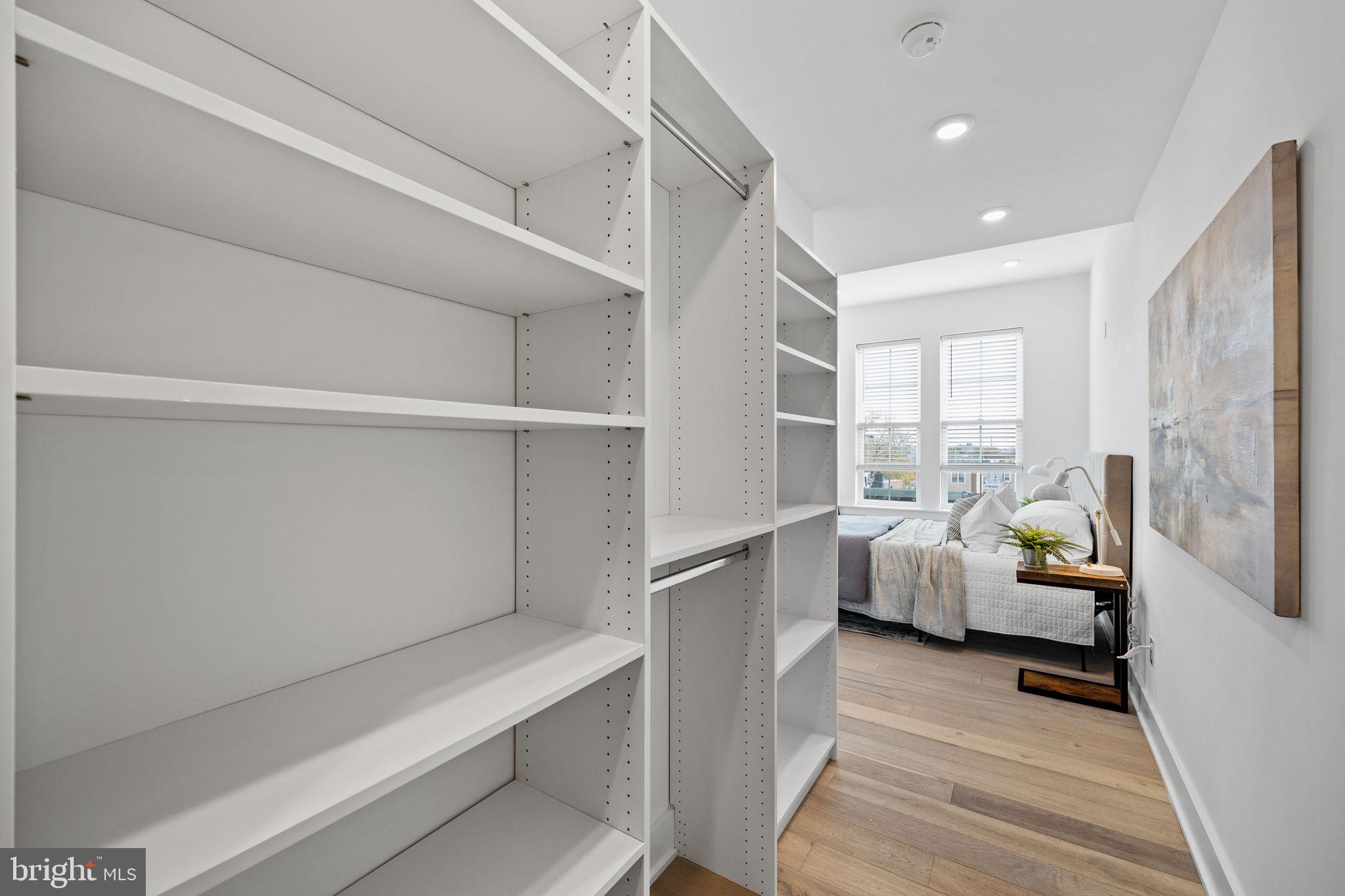 1513 CHRISTIAN STREET 4