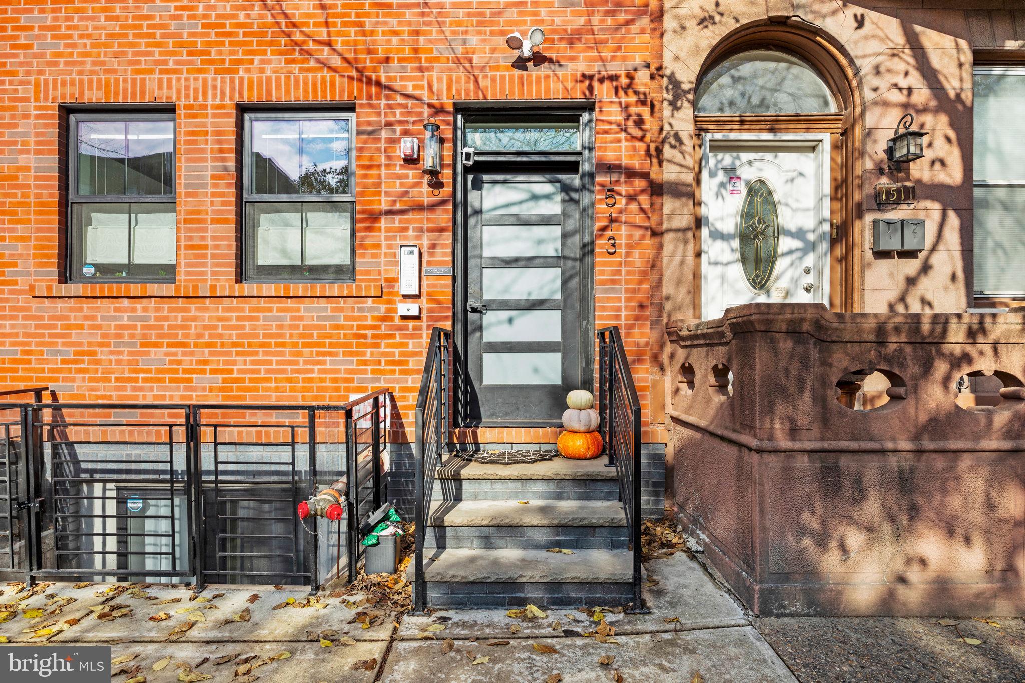 1513 CHRISTIAN STREET 4