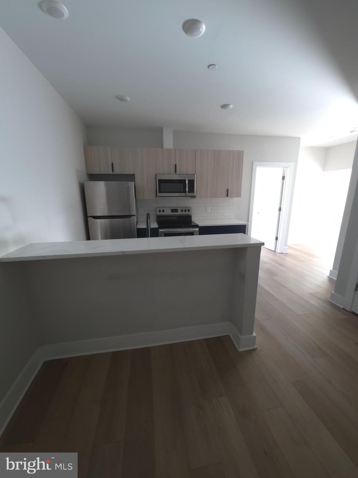 3503 MIDVALE AVENUE 404