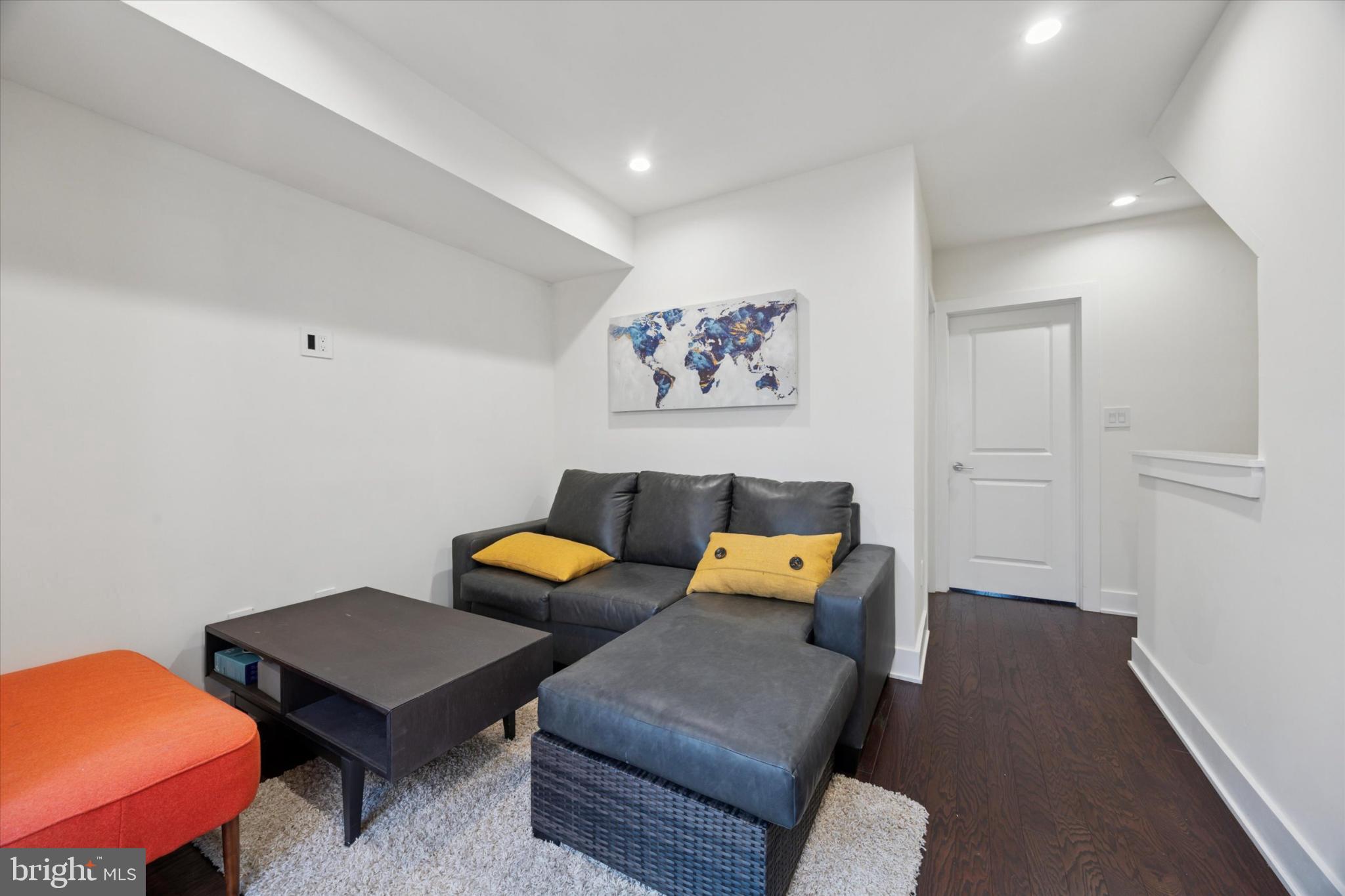 1138 MOUNT VERNON STREET