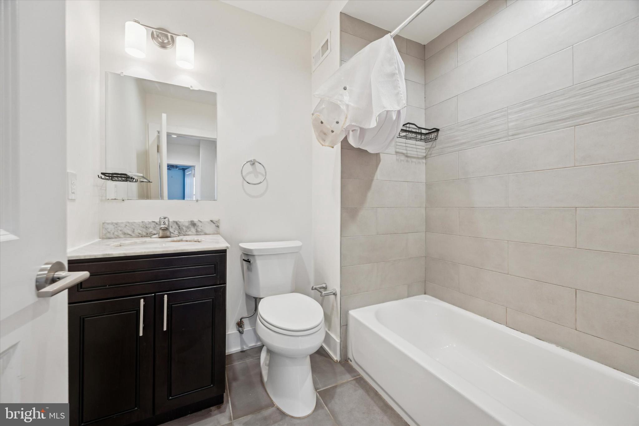 1138 MOUNT VERNON STREET