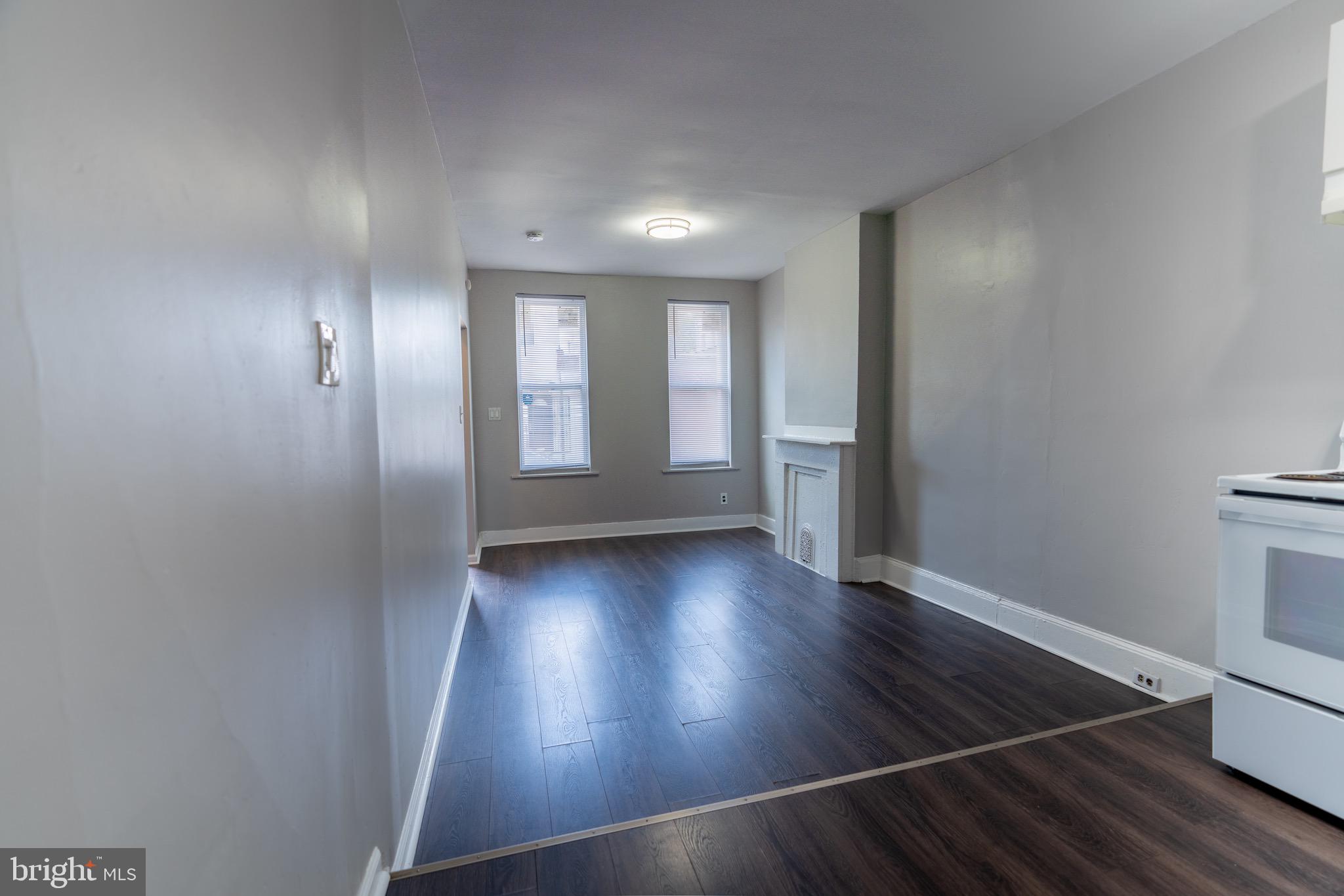 3617 N SYDENHAM STREET