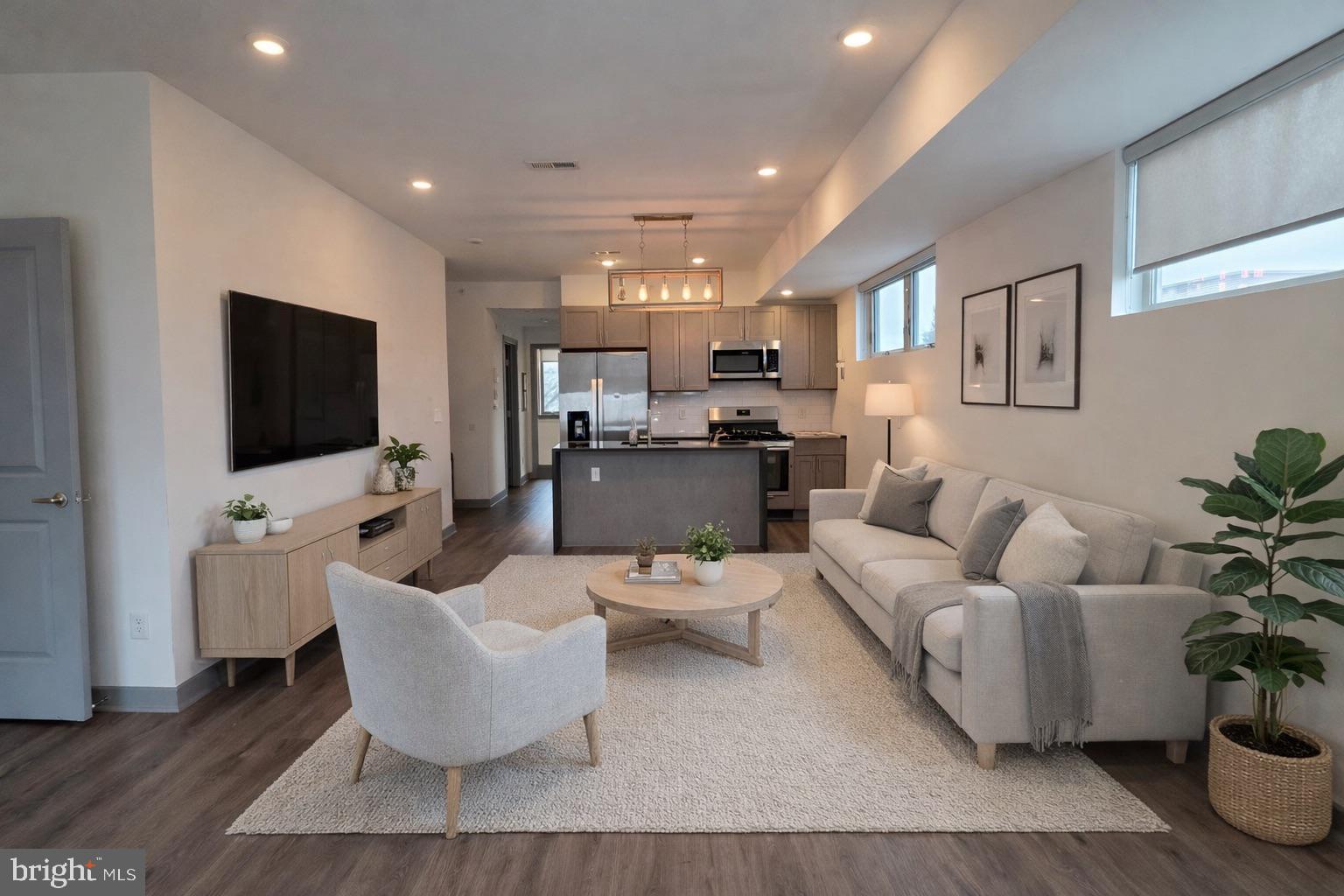 411 W BERKS STREET 3