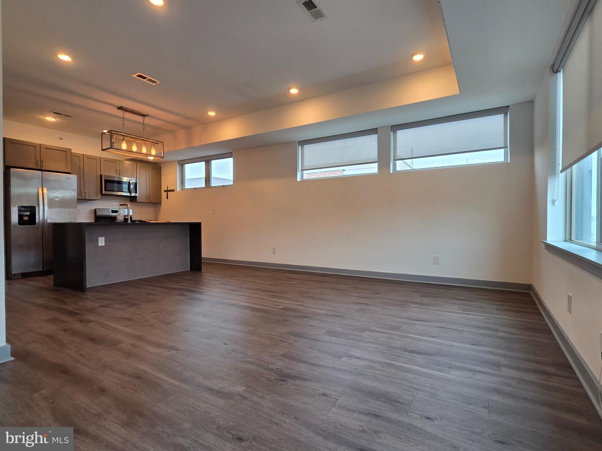 411 W BERKS STREET 3