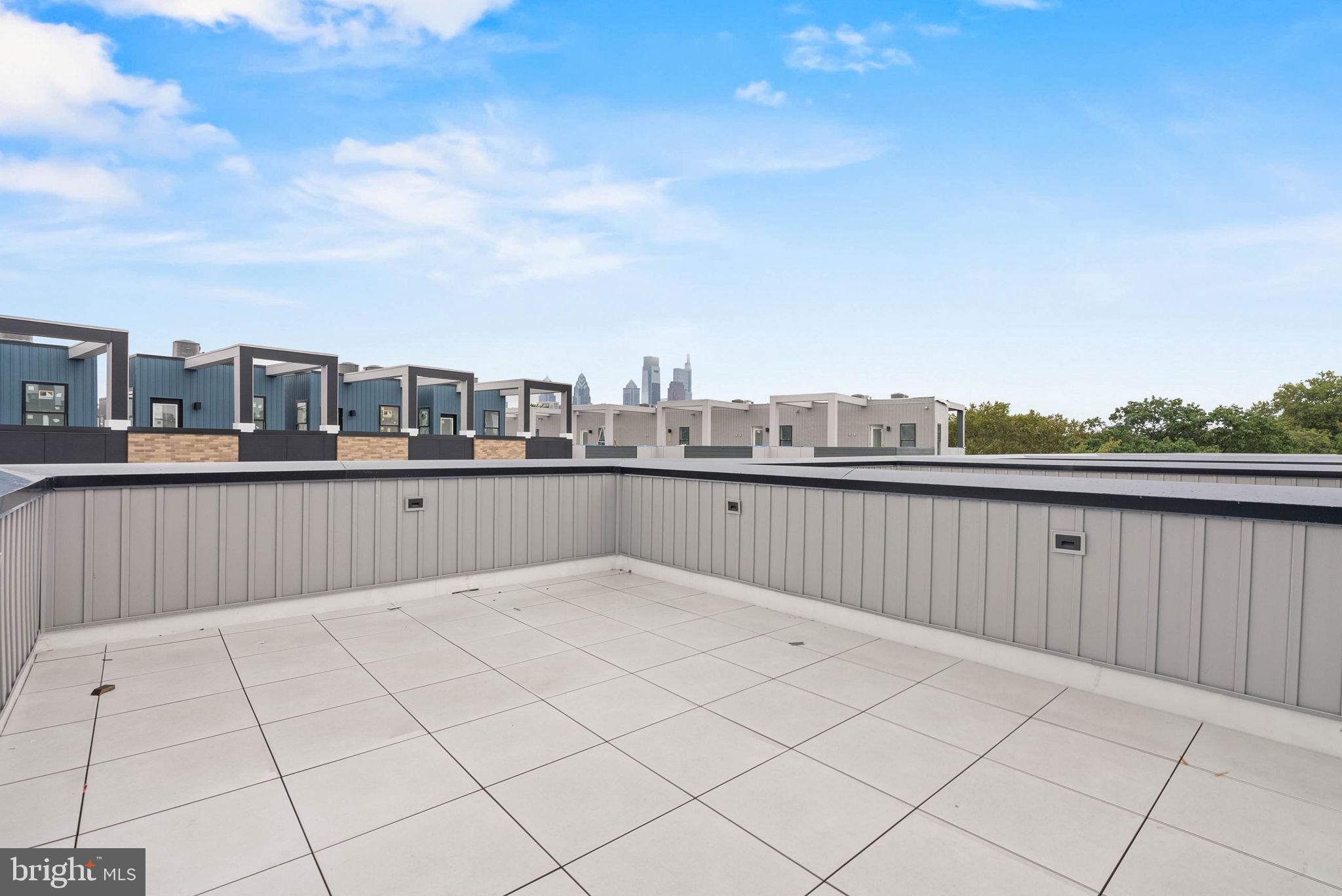 650 FAIRMOUNT AVENUE J2