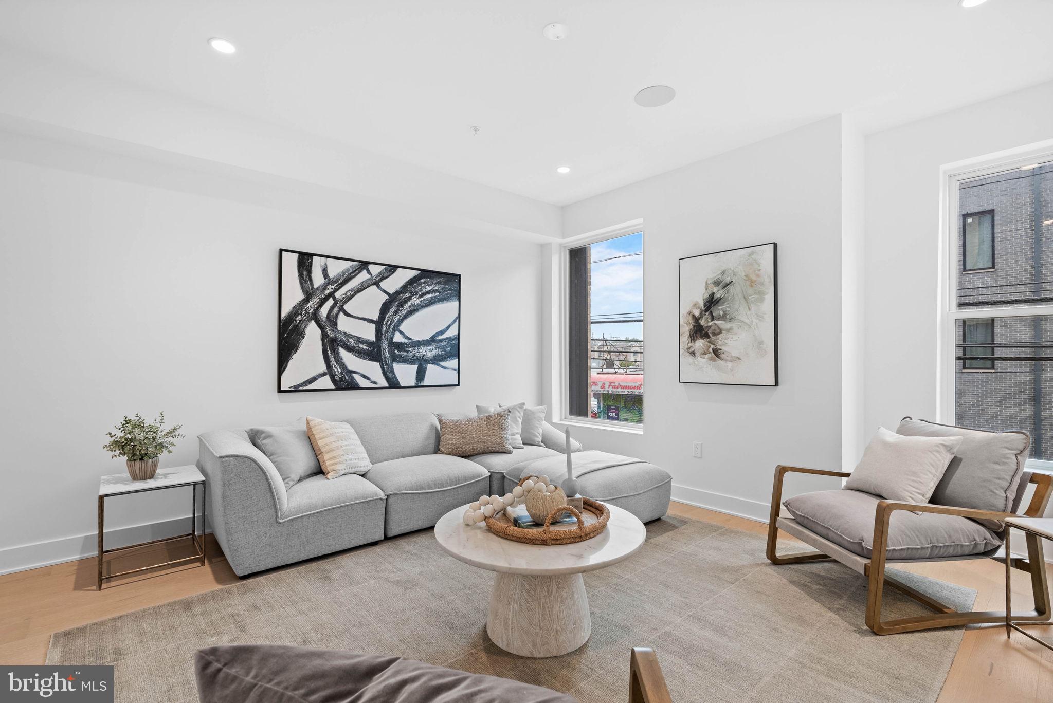 650 FAIRMOUNT AVENUE J2