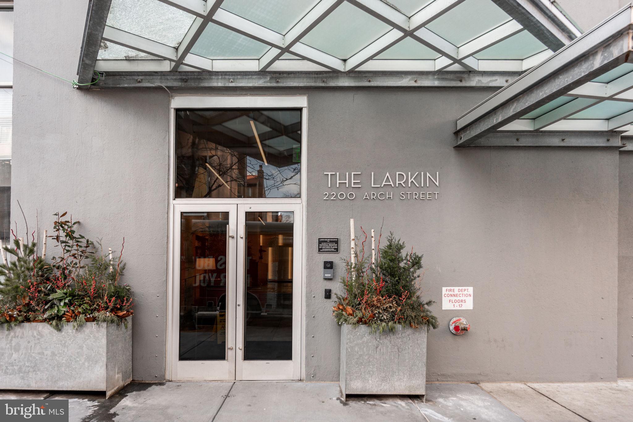 2200 ARCH STREET 28 1011