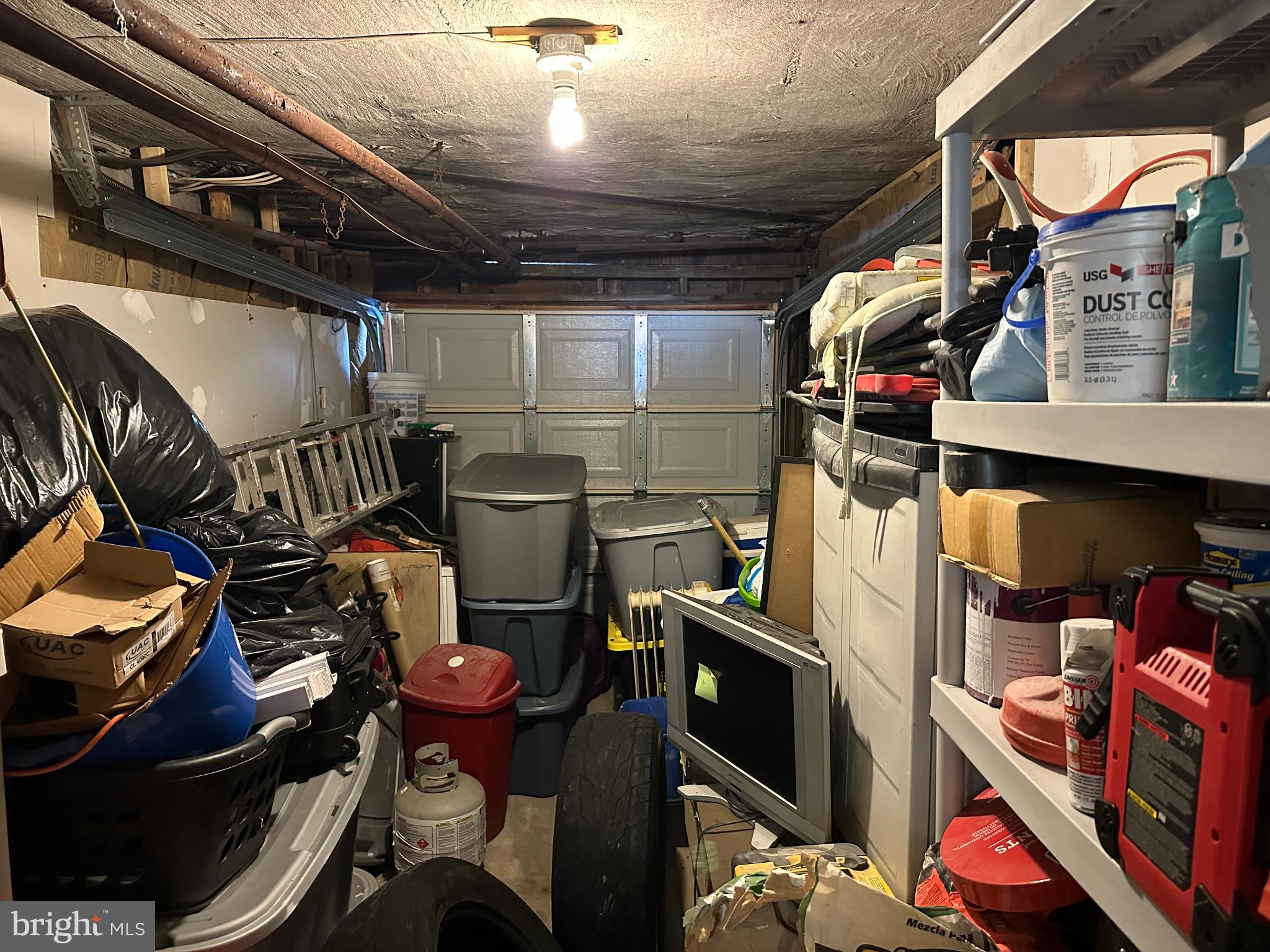 2529 S ASHFORD STREET