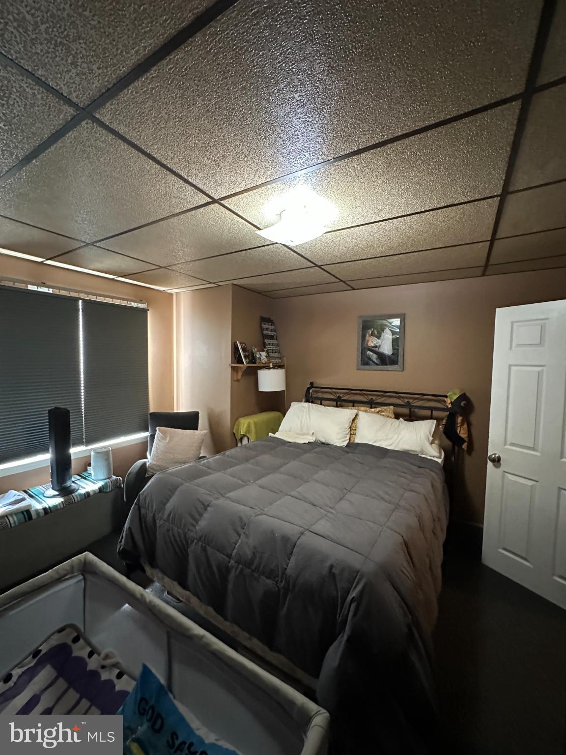 2529 S ASHFORD STREET