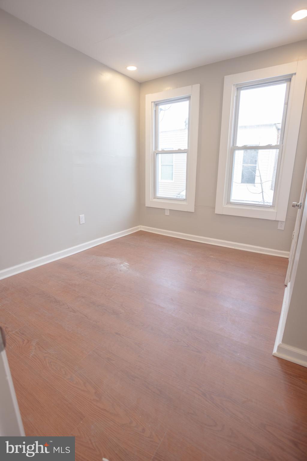 2337 N COLORADO STREET