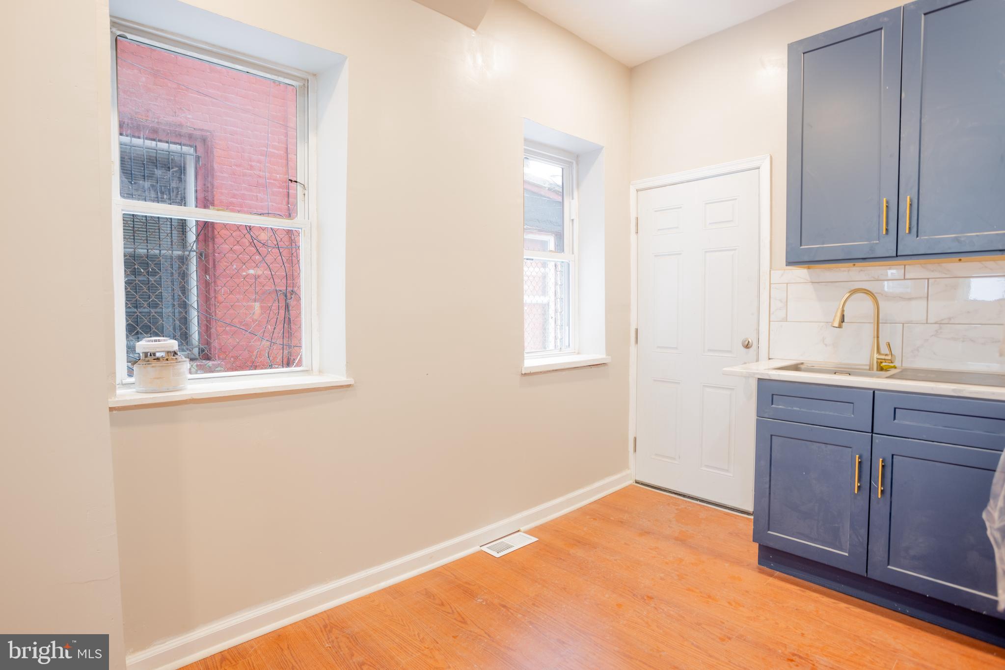 2337 N COLORADO STREET