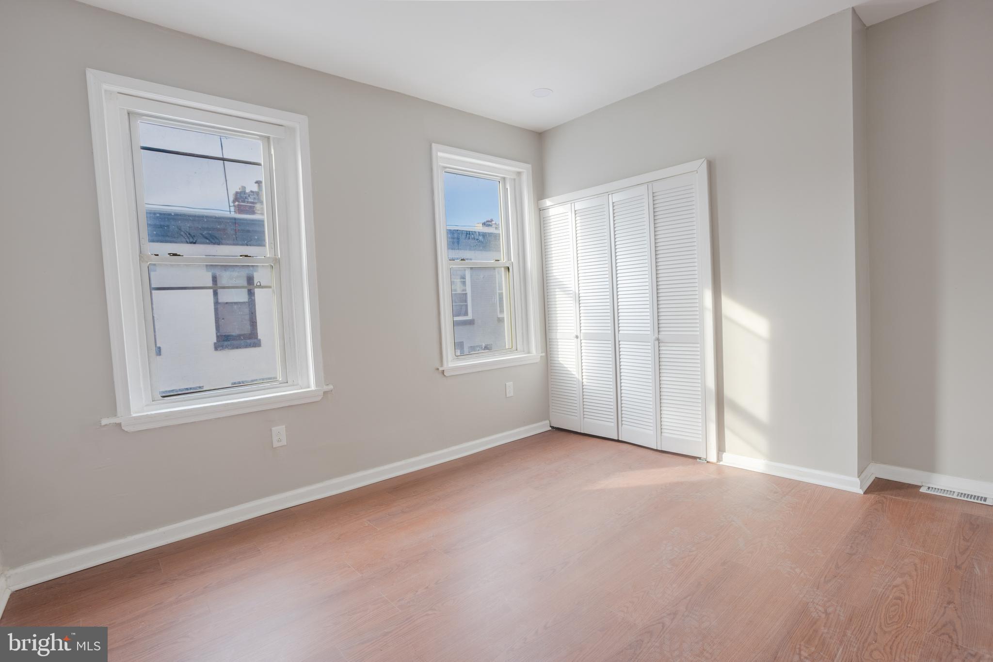 2337 N COLORADO STREET