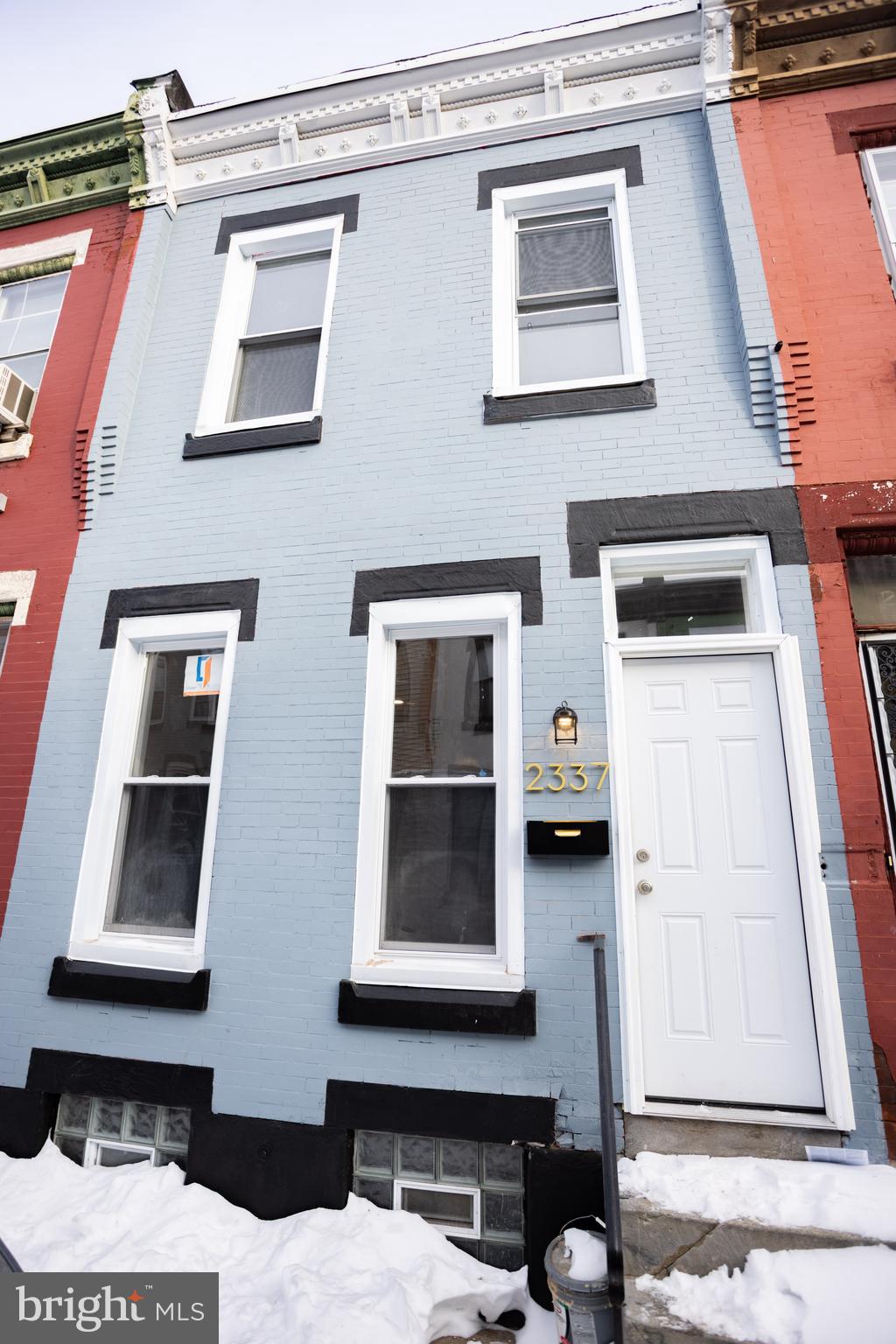 2337 N COLORADO STREET