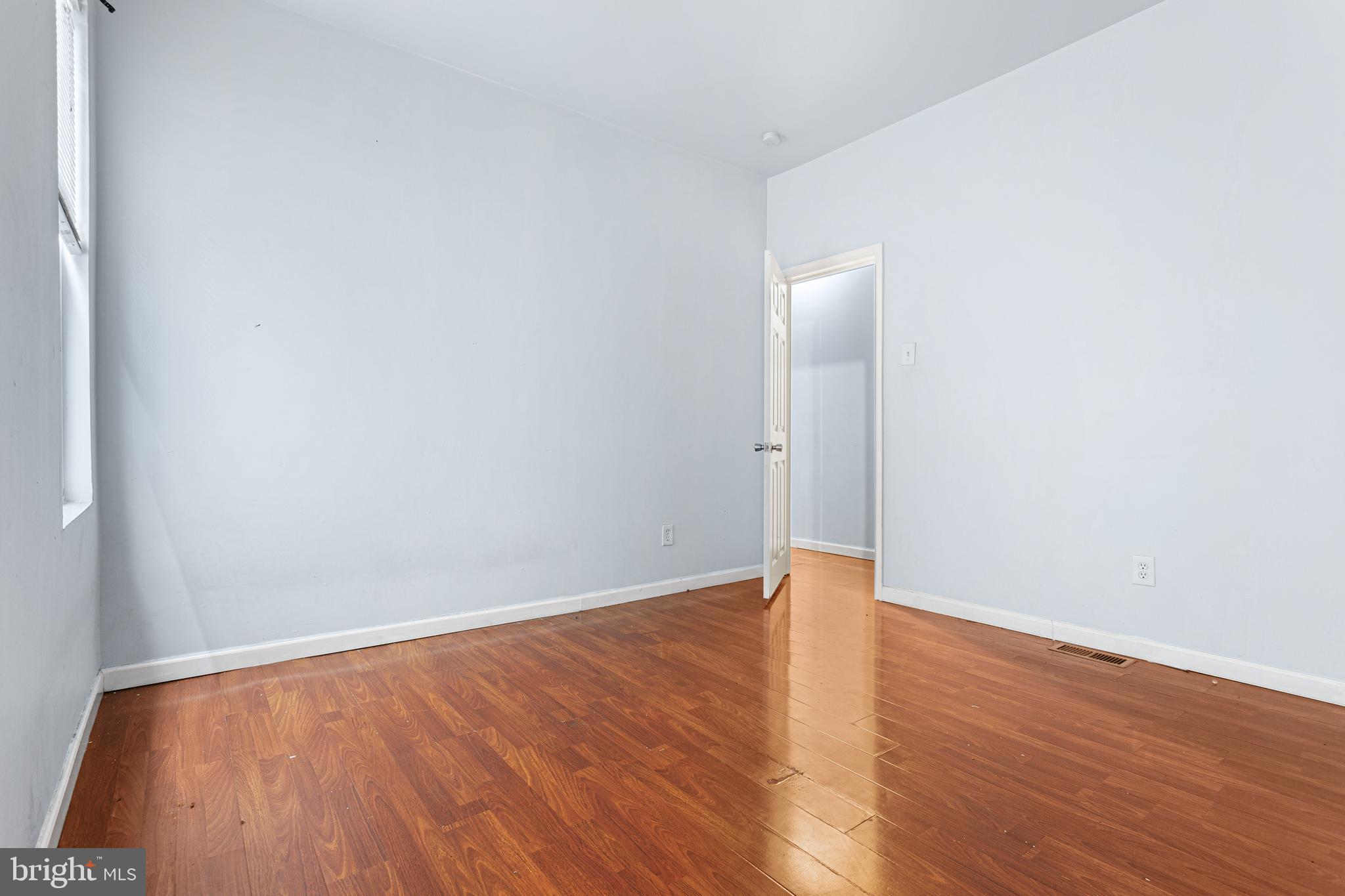 5446 WALNUT STREET 1