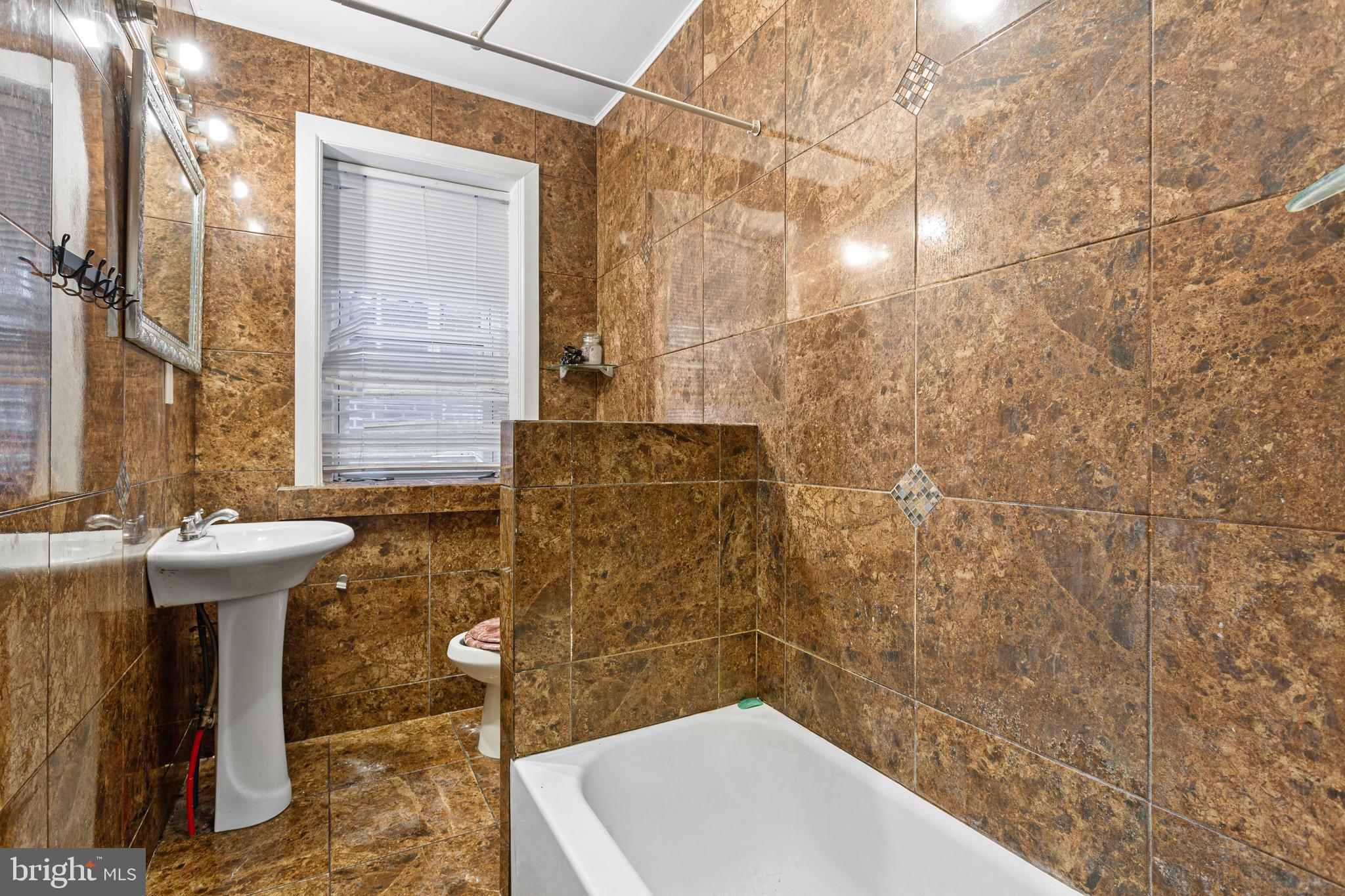 5446 WALNUT STREET 1