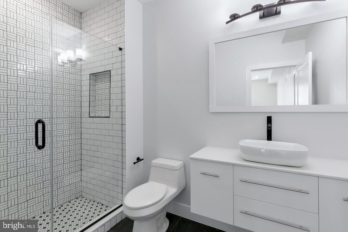 1868 FRANKFORD AVENUE 504