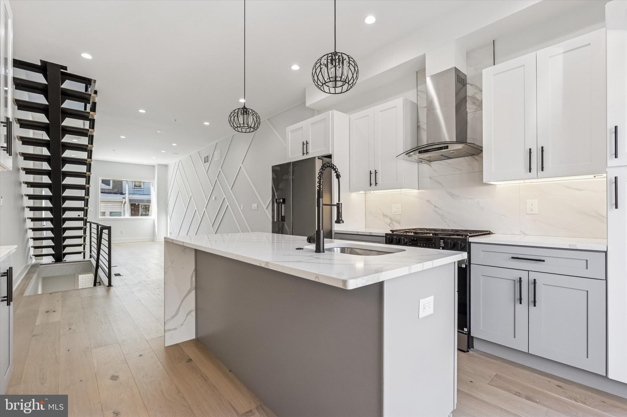 2751 E PACIFIC STREET