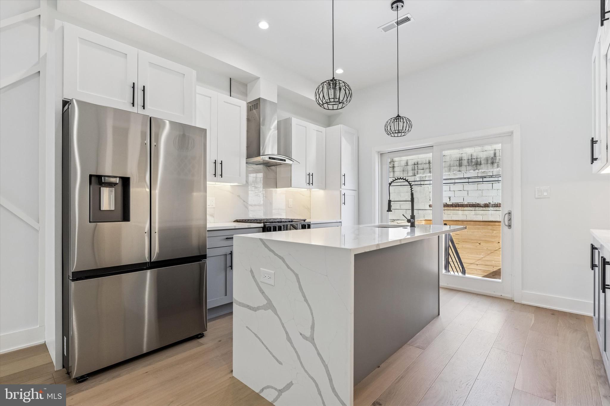 2751 E PACIFIC STREET