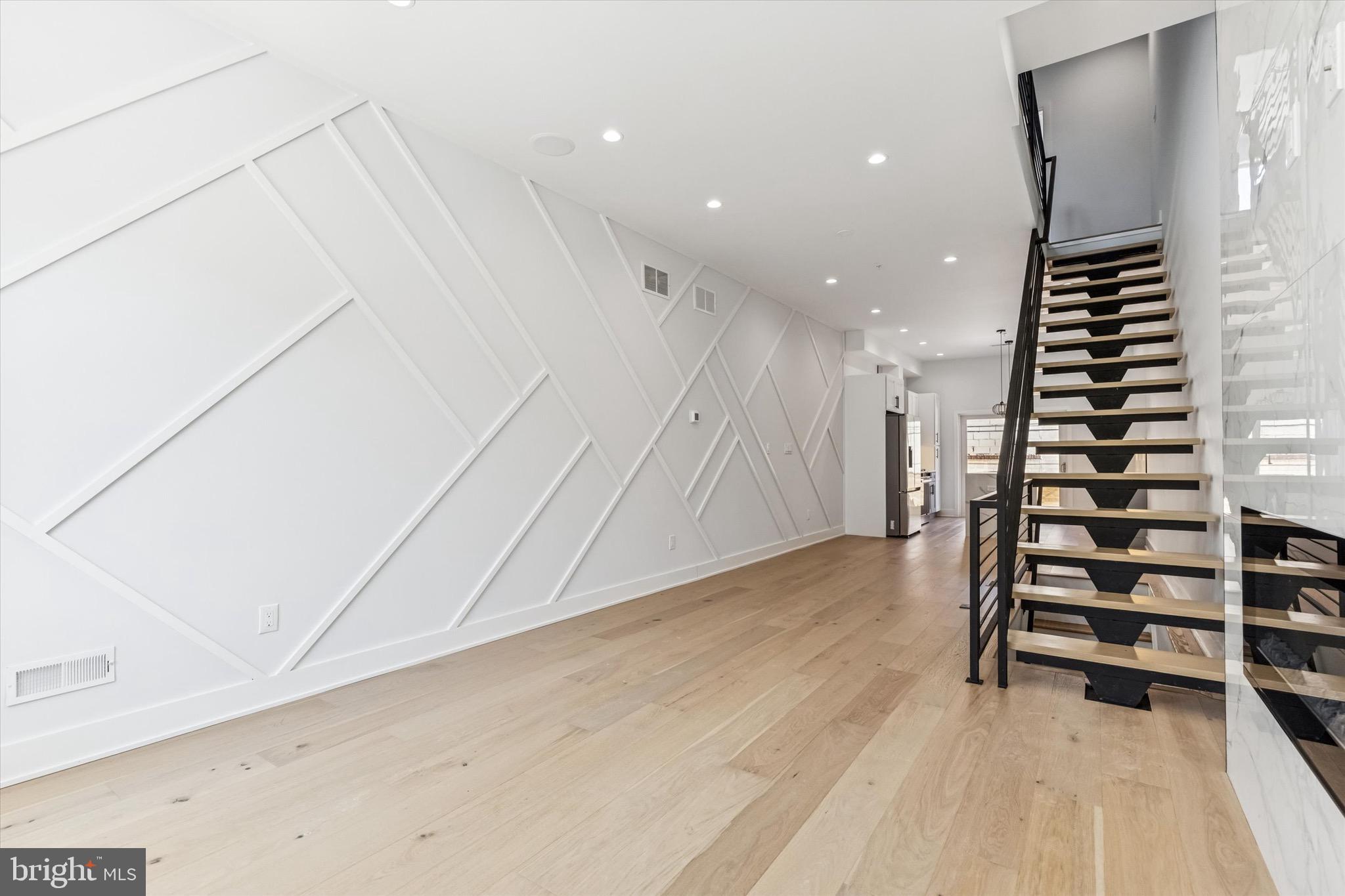 2751 E PACIFIC STREET