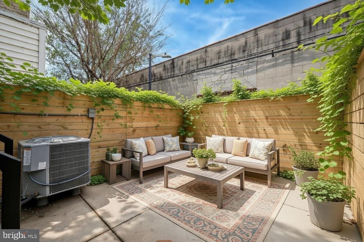 2751 E PACIFIC STREET