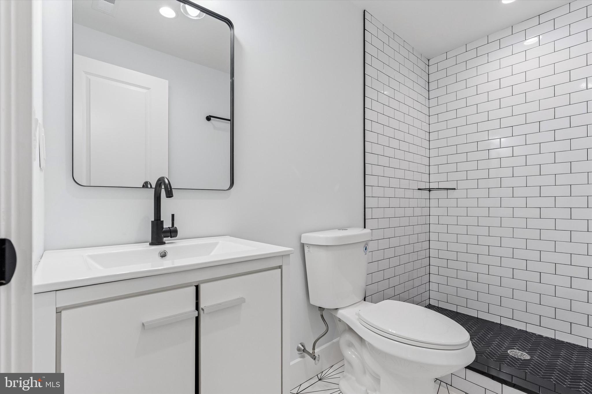 2751 E PACIFIC STREET