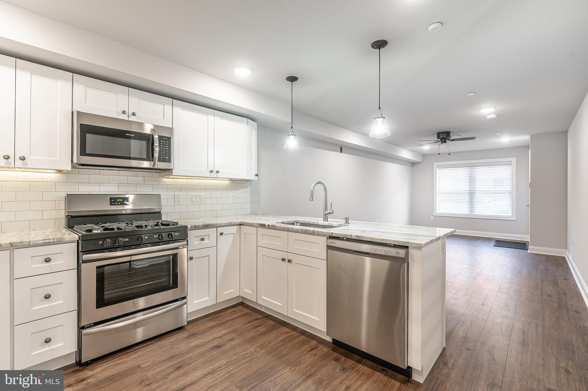 2202 CHRISTIAN STREET 1