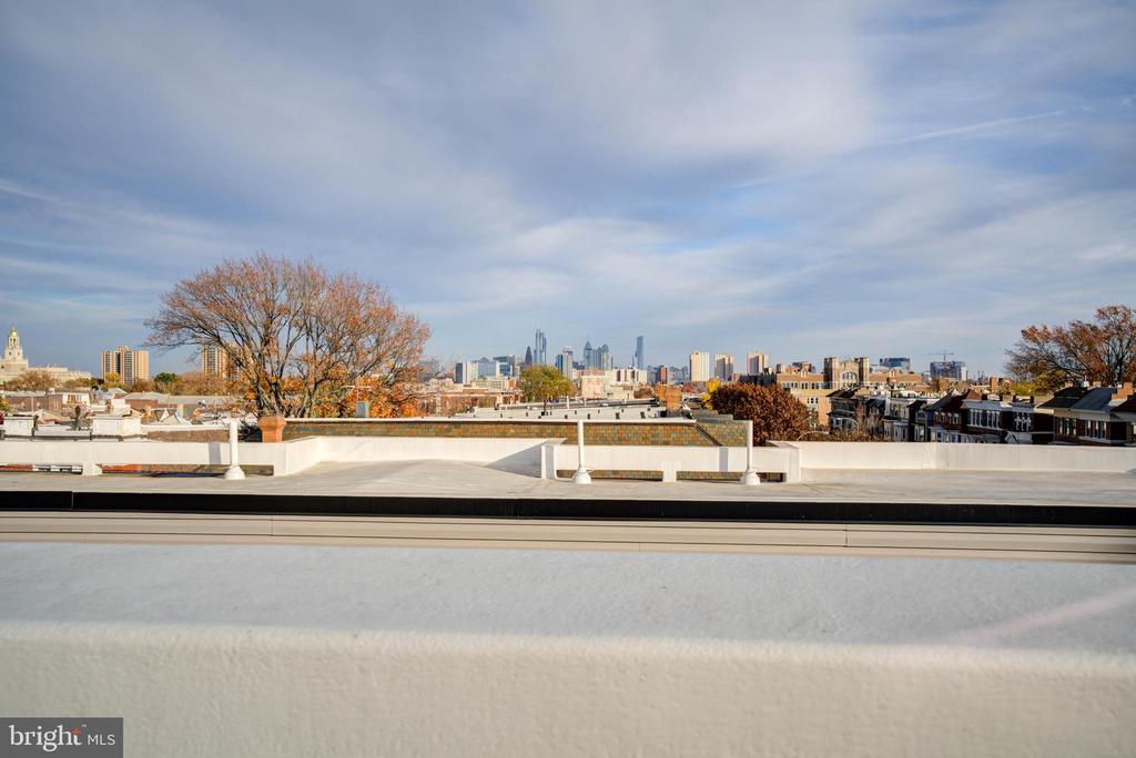 5005 WALNUT STREET