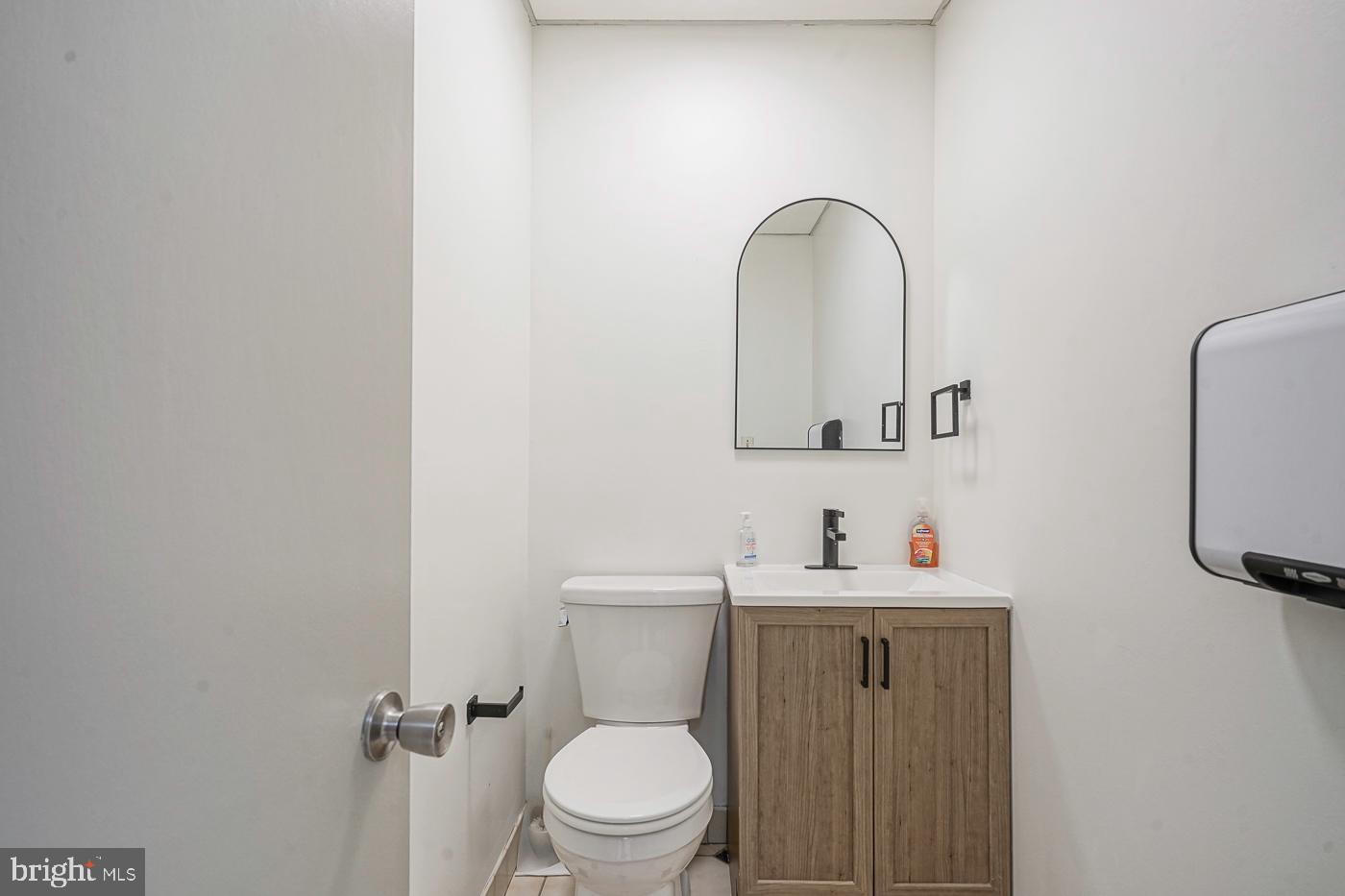 317 DICKINSON STREET C